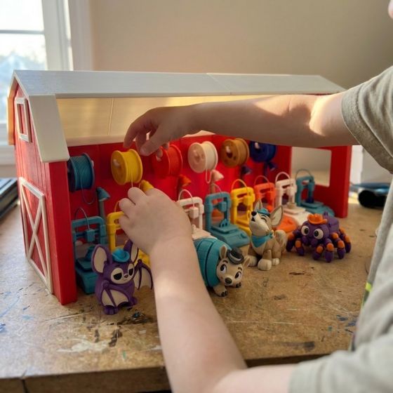 The Printer Ranch playset: setting up the barn